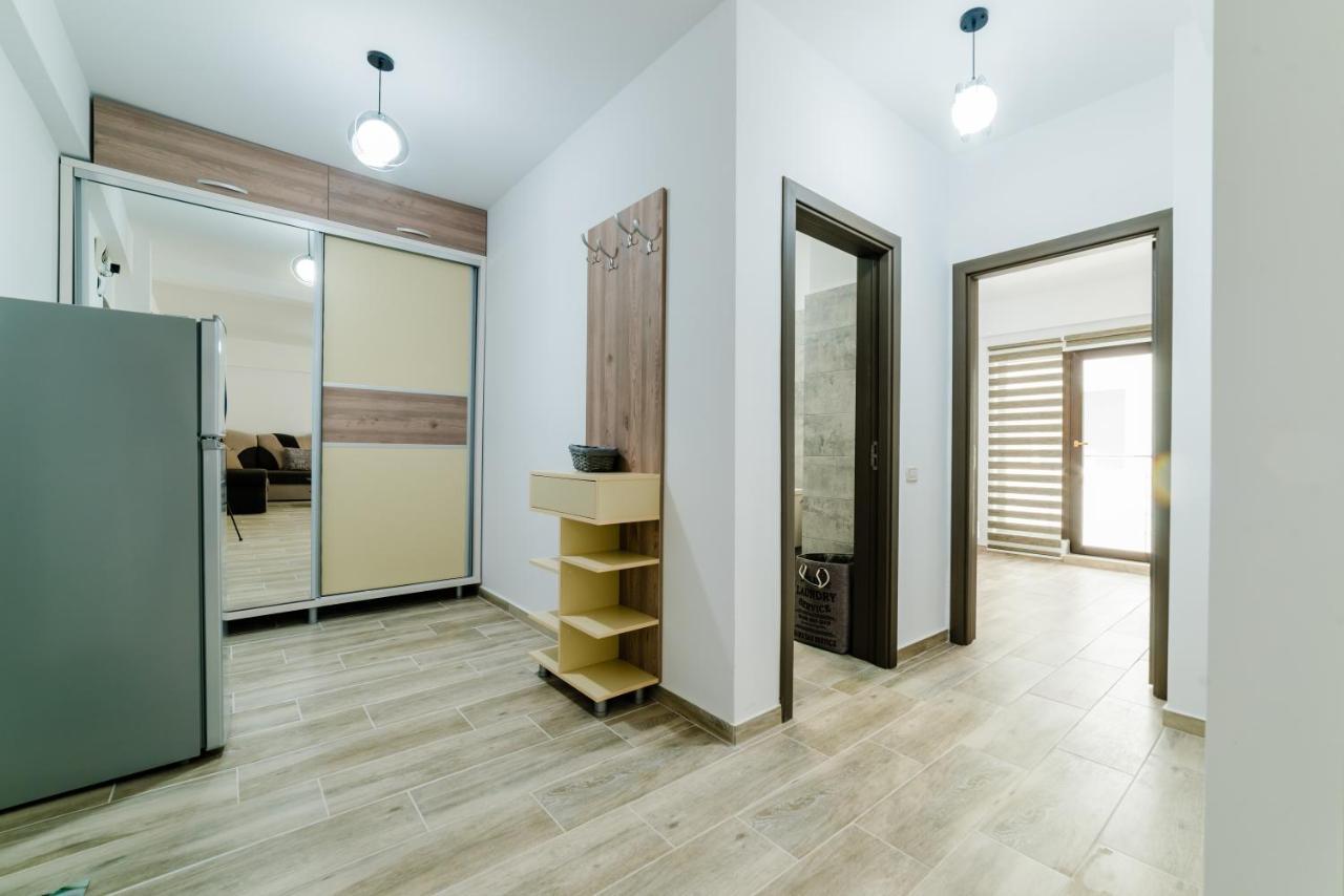 Derya Suites - Mamaia Nord 那沃达利 外观 照片