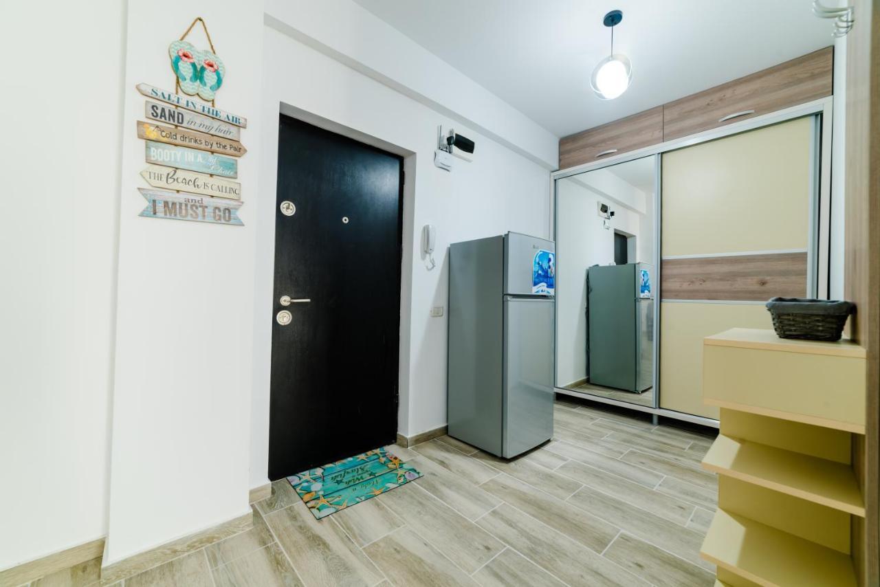 Derya Suites - Mamaia Nord 那沃达利 外观 照片