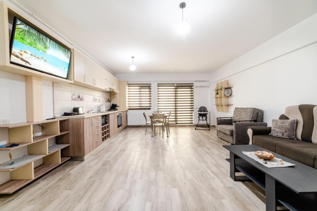 Derya Suites - Mamaia Nord 那沃达利 外观 照片