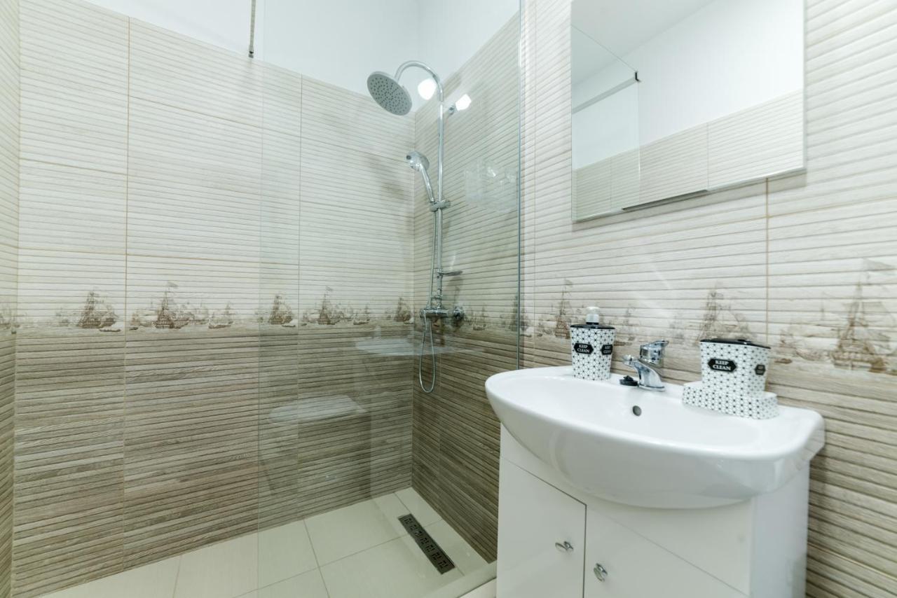 Derya Suites - Mamaia Nord 那沃达利 外观 照片