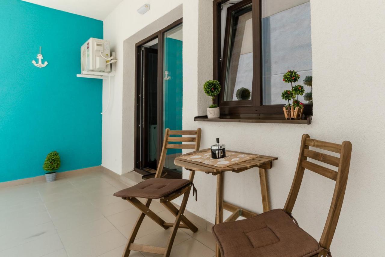Derya Suites - Mamaia Nord 那沃达利 外观 照片