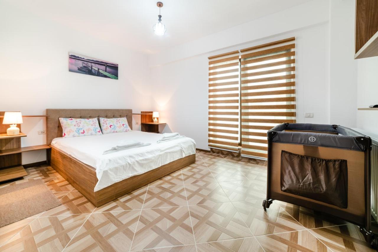 Derya Suites - Mamaia Nord 那沃达利 外观 照片